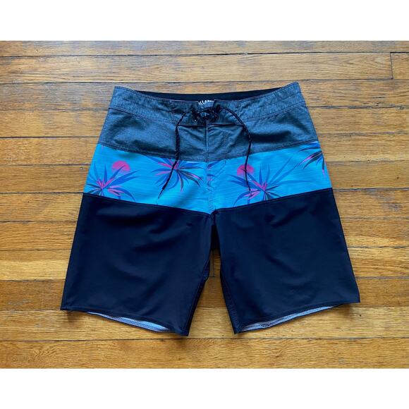 BILLABONG Recycler Tribong Pro Floral Boardshorts sz 30 - Picture 1 of 12